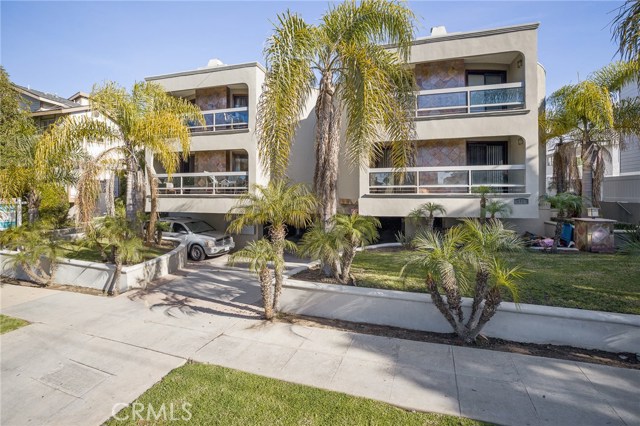 610 Guadalupe Avenue, Redondo Beach, California 90277, 4 Bedrooms Bedrooms, ,2 BathroomsBathrooms,Residential,Sold,Guadalupe,SB20254751