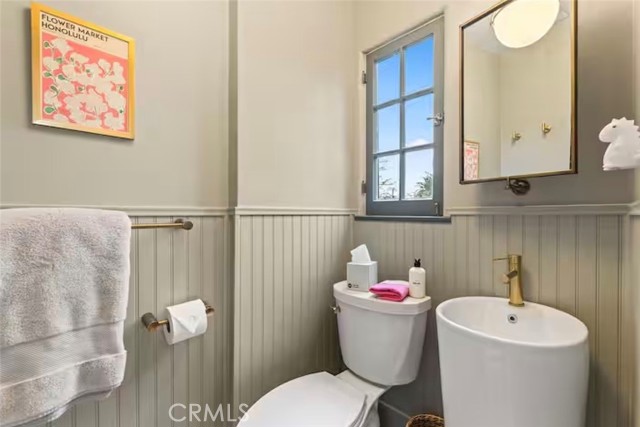 Detail Gallery Image 15 of 43 For 3364 Bennett, Los Angeles,  CA 90068 - 3 Beds | 3 Baths