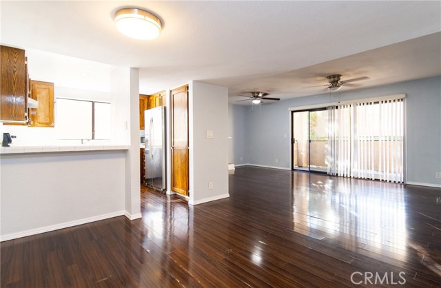 Detail Gallery Image 7 of 19 For 1110 Ohio Ave #201,  Long Beach,  CA 90804 - 2 Beds | 2 Baths