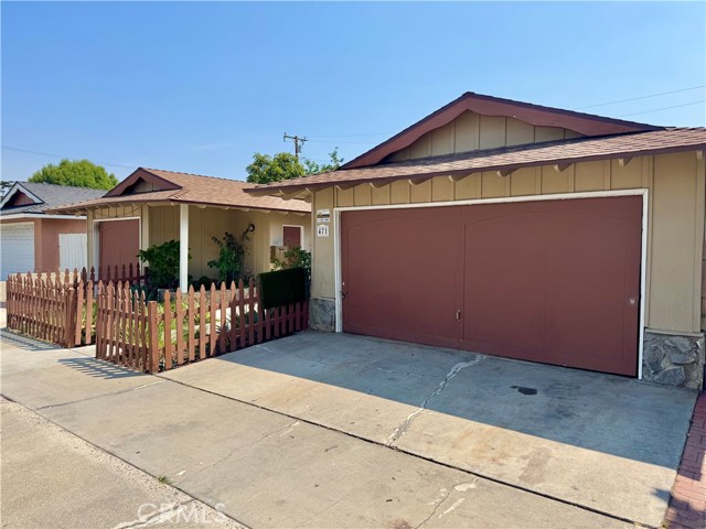 Detail Gallery Image 1 of 6 For 471 N Oak St, Orange,  CA 92867 - – Beds | – Baths
