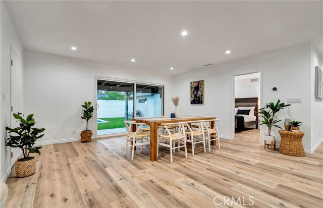 Detail Gallery Image 41 of 75 For 16127 Hartsook St, Encino,  CA 91436 - 4 Beds | 2/1 Baths