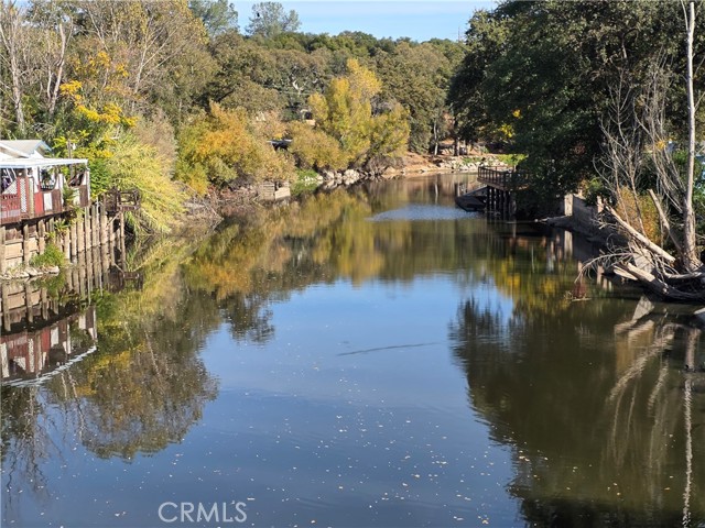 Detail Gallery Image 3 of 33 For 16061 Dam Rd, Clearlake,  CA 95422 - 3 Beds | 2 Baths