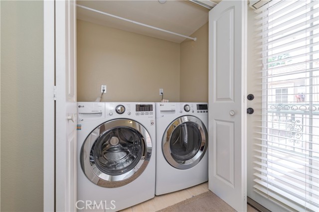 Detail Gallery Image 18 of 24 For 638 N Atlantic Bld #B,  Alhambra,  CA 91801 - 2 Beds | 2/1 Baths