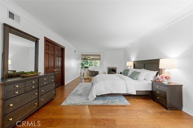 16842 Harkness Circle, Huntington Beach CA: https://media.crmls.org/medias/b608d62f-b559-4e6b-83d7-9ca9391ef6c6.jpg