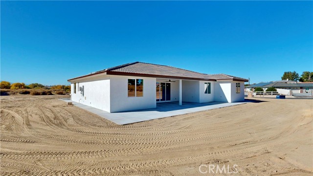 Detail Gallery Image 9 of 68 For 14285 Riverside Dr, Apple Valley,  CA 92307 - 4 Beds | 2/1 Baths