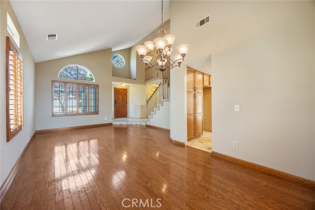 5795 Blackbird Lane, La Verne CA: https://media.crmls.org/medias/b60901d2-61da-4188-a077-6f800896d7c3.jpg