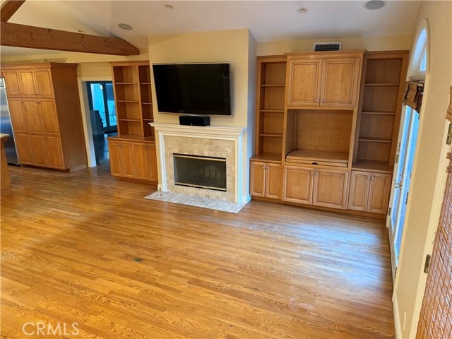 Detail Gallery Image 9 of 15 For 16248 Darcia Pl, Encino,  CA 91436 - 4 Beds | 4 Baths