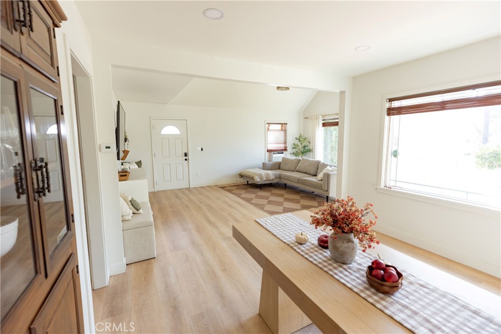 MLS #OC25221176 image #11