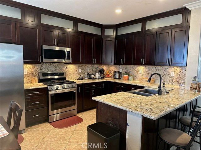 Detail Gallery Image 10 of 60 For 11617 Harvard Way, Yucaipa,  CA 92399 - 4 Beds | 2/1 Baths