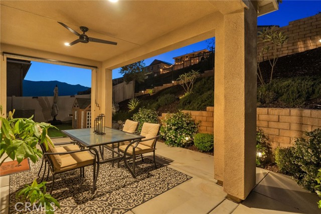 Detail Gallery Image 9 of 75 For 11932 Stonefield Dr, Corona,  CA 92883 - 4 Beds | 2/1 Baths