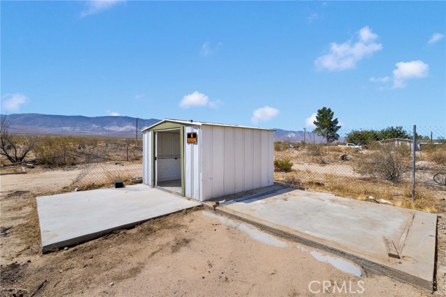 Detail Gallery Image 35 of 59 For 37531 E End Rd, Lucerne Valley,  CA 92356 - 2 Beds | 1 Baths