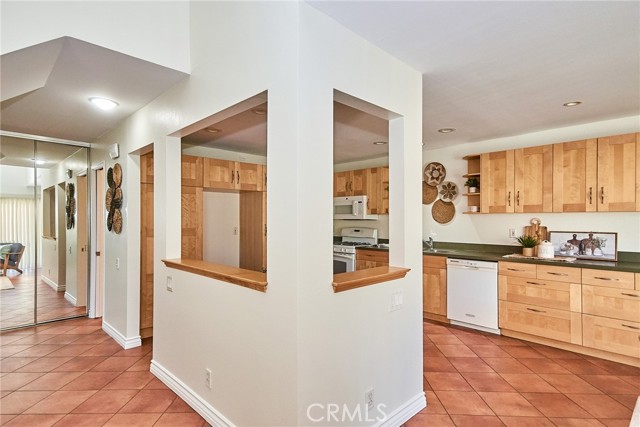 4725 Cardena, Yorba Linda CA: https://media.crmls.org/medias/b60b4e5c-7c45-494e-8d23-3d466f5cd4c8.jpg