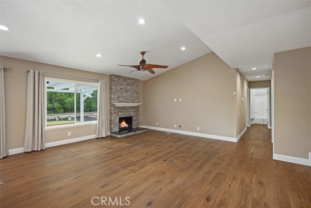 22182 Platino, Mission Viejo CA: https://media.crmls.org/medias/b60b59d5-00ad-478c-b70b-8fb30ca3c4f0.jpg