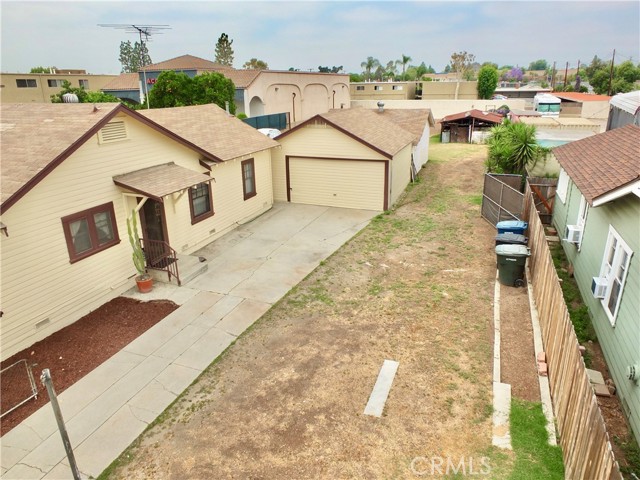 10505 Artesia Blvd., Bellflower CA: https://media.crmls.org/medias/b60c77bc-6204-47d7-9ef8-00b053b5508f.jpg