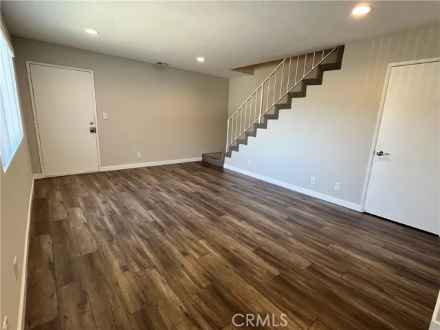 623 E Cedar # A, Burbank, California 91501, 2 Bedrooms Bedrooms, ,2 BathroomsBathrooms,Residential Lease,For Rent,623 E Cedar # A,CRBB24210685