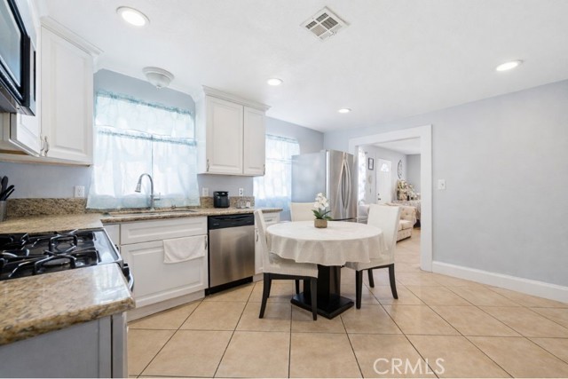 Detail Gallery Image 26 of 33 For 117 E Sycamore, Anaheim,  CA 92805 - 6 Beds | 2 Baths