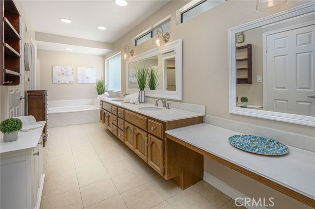 Detail Gallery Image 26 of 47 For 4373 Mahogany Cir, Yorba Linda,  CA 92886 - 4 Beds | 2/1 Baths