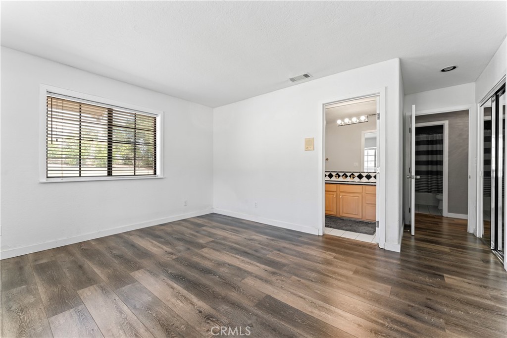 MLS #SW25097014 img 30