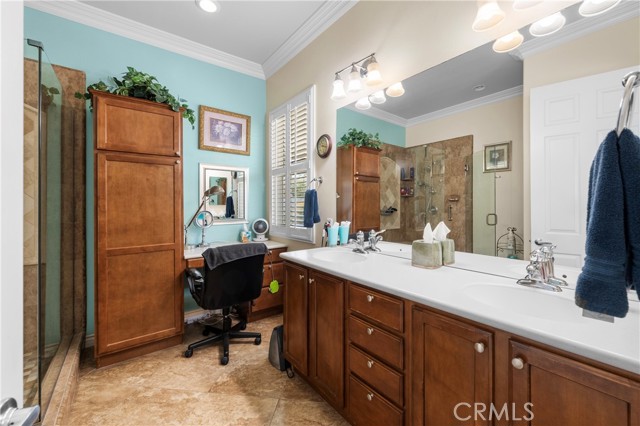 5551 Corte Fiesta, Hemet CA: https://media.crmls.org/medias/b60f57f2-727c-44cd-8229-c8f1bdd2a44d.jpg