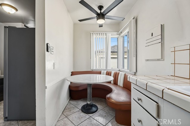 Detail Gallery Image 11 of 38 For 2027 W 93rd, Los Angeles,  CA 90047 - 3 Beds | 3 Baths