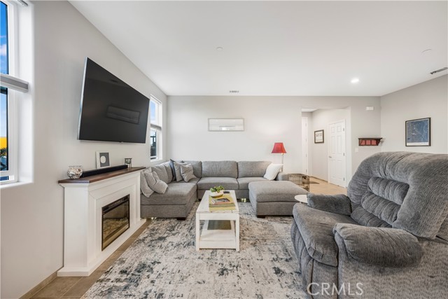 Detail Gallery Image 5 of 24 For 4355 Hacienda Dr, Guadalupe,  CA 93434 - 2 Beds | 2 Baths