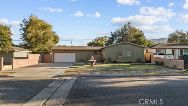 Detail Gallery Image 16 of 27 For 324 E Avenue R5, Palmdale,  CA 93550 - 4 Beds | 2 Baths