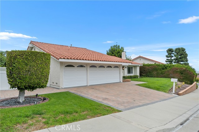 4077 Rousseau Lane, Palos Verdes Peninsula, California 90274, 3 Bedrooms Bedrooms, ,2 BathroomsBathrooms,Residential,For Sale,Rousseau,SB25236323