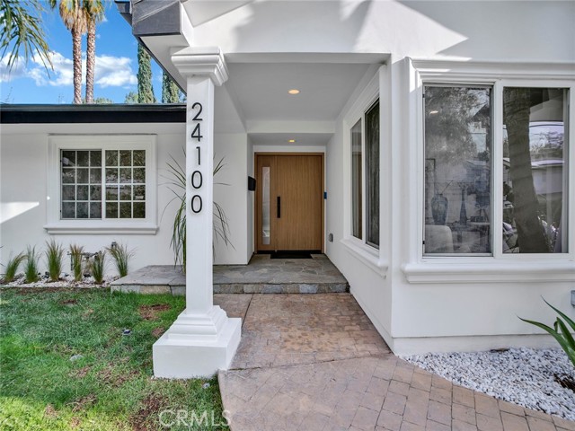 Image 2 of 51 For 24100 Philiprimm Street