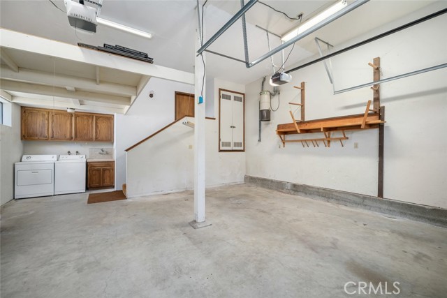 373 Bristol Street, Cambria CA: https://media.crmls.org/medias/b616419a-0d71-40a7-82bb-2deb8800af71.jpg