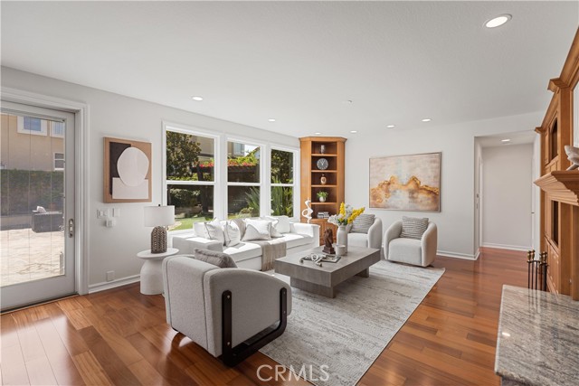 Detail Gallery Image 16 of 66 For 16 Spring Grv, Irvine,  CA 92620 - 5 Beds | 3/1 Baths