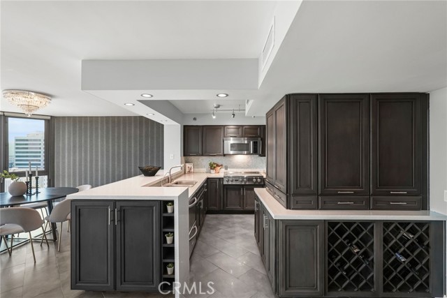 Detail Gallery Image 35 of 66 For 222 Monterey Rd #1203,  Glendale,  CA 91206 - 2 Beds | 2 Baths