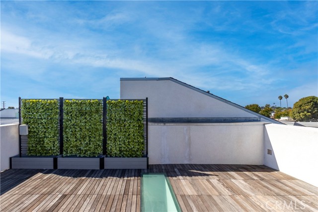 Detail Gallery Image 6 of 58 For 6566 W 85th Pl, Westchester,  CA 90045 - 3 Beds | 3 Baths