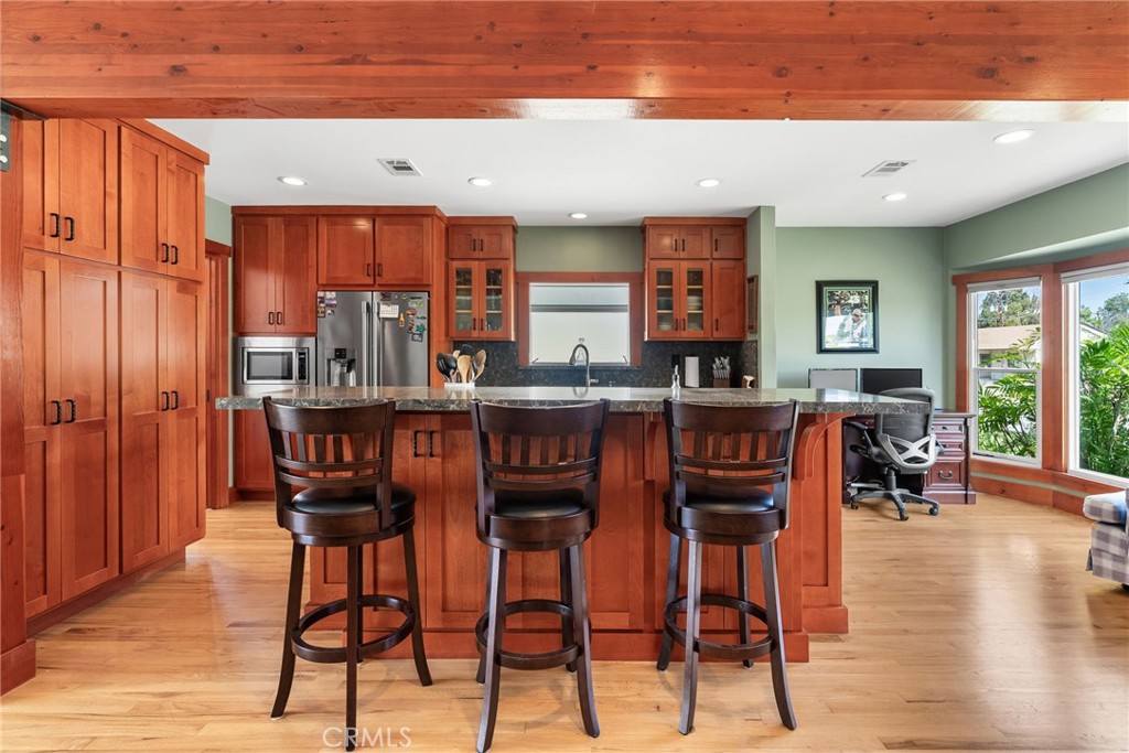 B618be0c 7ff1 4242 825c Cf77355bf817