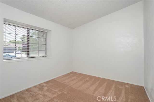 1115 E Avenue J6, Lancaster CA: https://media.crmls.org/medias/b618c052-ae4c-48bb-92d7-0aae75afc75a.jpg