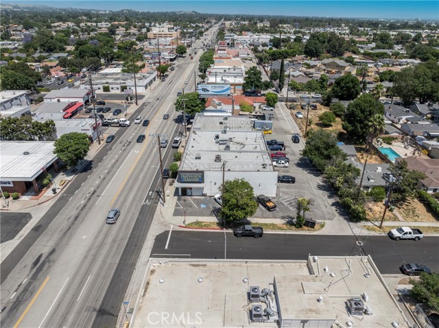 21820 Devonshire St, Chatsworth (los Angeles), California 91311, ,Commercial Lease,For Rent,21820 Devonshire St,CRSR24185368