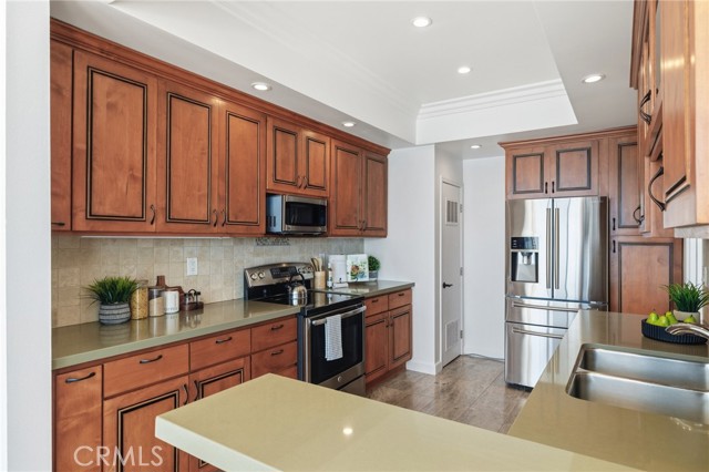 727 Esplanade, Redondo Beach, California 90277, 2 Bedrooms Bedrooms, 0 ,2 BathroomsBathrooms,Residential,For Sale,Esplanade,0,SB26097055