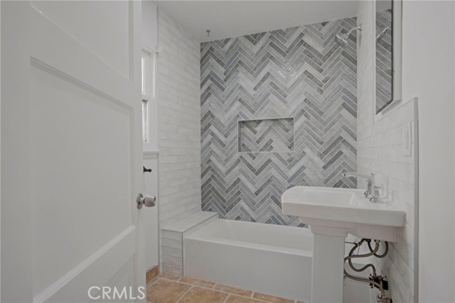 157 W Mariposa, San Clemente CA: https://media.crmls.org/medias/b619d602-5307-489c-bbcb-c96b4c49e639.jpg