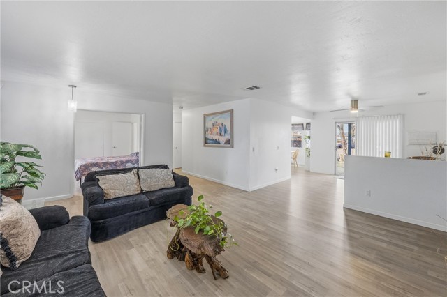 Detail Gallery Image 11 of 49 For 13422 Nicola, Apple Valley,  CA 92308 - 4 Beds | 2 Baths