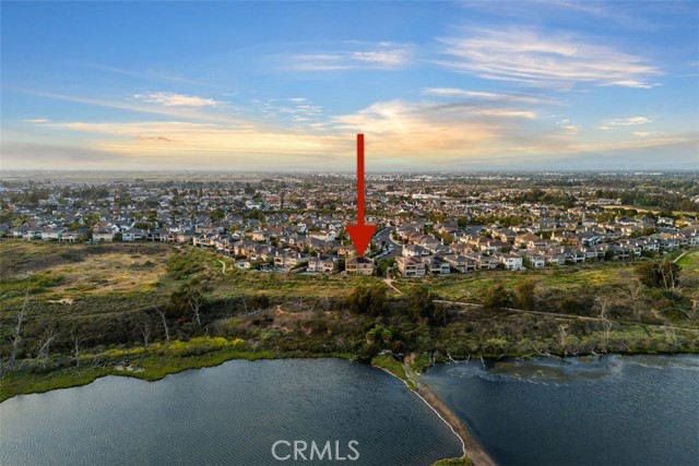 4762 Oceanridge Drive, Huntington Beach CA: https://media.crmls.org/medias/b61b6d63-1183-4cca-b8cf-2ad6546202e6.jpg