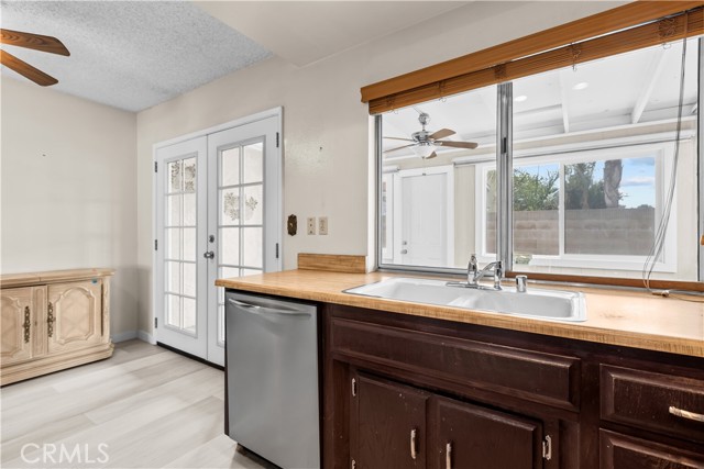 2324 El Rancho Circle, Hemet CA: https://media.crmls.org/medias/b61b9485-b926-4b95-a2ef-1fdde58486bf.jpg