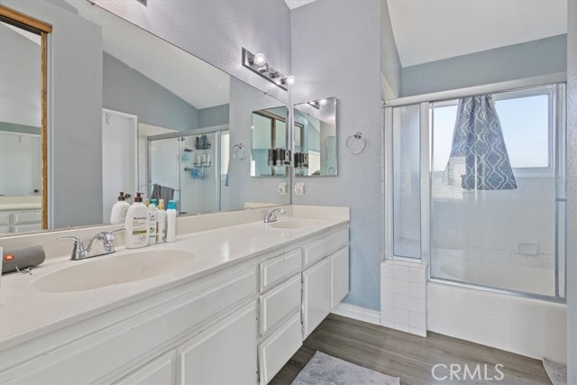 4023 Lexington Court, Palmdale CA: https://media.crmls.org/medias/b61bb108-b6ea-4c47-8009-8d927f75031b.jpg