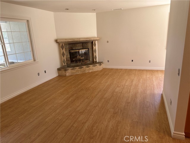 847 Barton Avenue photo 4