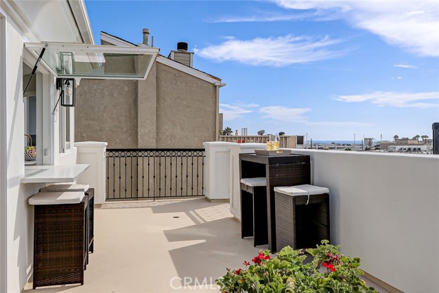 1522 Hermosa Avenue, Hermosa Beach, California 90254, 3 Bedrooms Bedrooms, ,3 BathroomsBathrooms,Residential,Sold,Hermosa,SB23115412