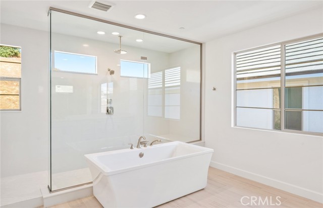 Detail Gallery Image 32 of 44 For 11742 Canoga Dr, Chatsworth,  CA 91311 - 4 Beds | 4/1 Baths