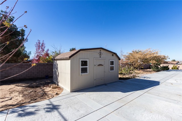 Detail Gallery Image 34 of 43 For 14076 Wawona Rd, Apple Valley,  CA 92307 - 3 Beds | 2 Baths