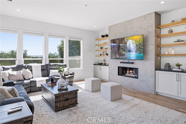 Image 10 of 55 For 21 Portmarnoch Court