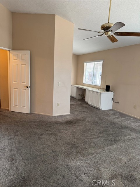 30253 Pebble Beach Drive, Menifee CA: https://media.crmls.org/medias/b61f19ff-241b-4cf7-8add-65539fe866ae.jpg