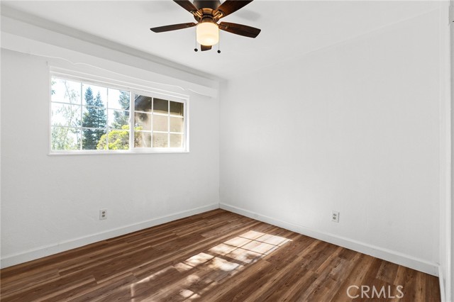 5690 Paradise Avenue, Paradise CA: https://media.crmls.org/medias/b620139e-645a-473f-88cb-20760d7f8b8e.jpg