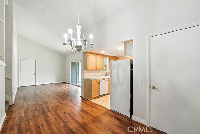 1727 Brea Boulevard, Fullerton CA: https://media.crmls.org/medias/b621dc44-59d7-443b-b4f0-0da5ff337bc3.jpg