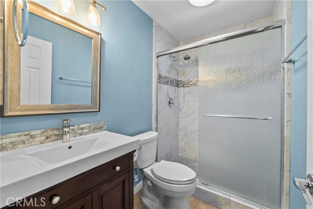 Detail Gallery Image 21 of 45 For 19366 Avenue of the Oaks, Newhall,  CA 91321 - 2 Beds | 2 Baths